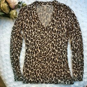🍃Banana Republic Leopard Print Top